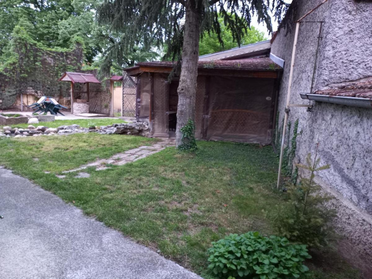 Къща За Гости -Хт Svilengrad Exterior foto